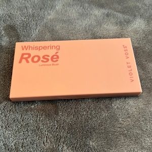 Violet Voss Whispering Rosé blush palette